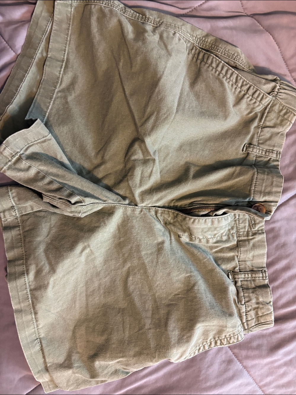 Old Navy Women's Olive Green Cargo Shorts